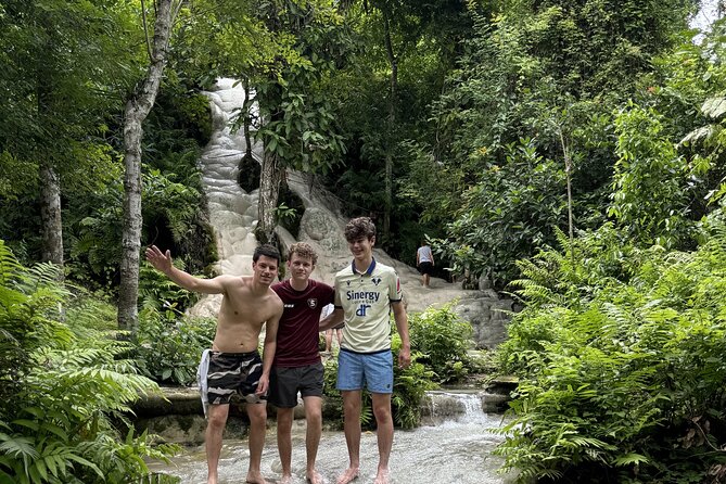 Half Day Chiangmai Bua Tong Sticky Waterfall Tour - The ride from Three Kings Monument