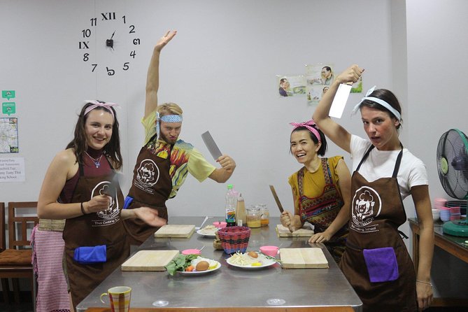 Half Day Evening Cooking Class with Market Tour in Chiang Mai - Food, portions, and spice control