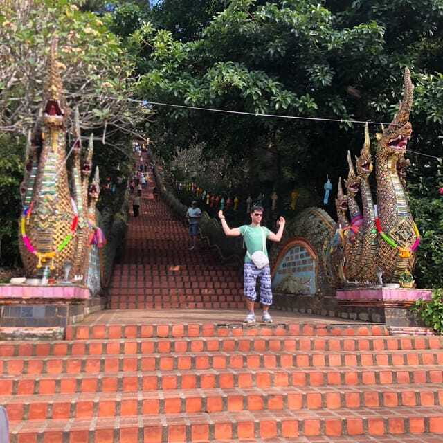 Half Day Morning Wat Pha Lat & Wat Phra That Doi Suthep Tour - Who should book this Chiang Mai temple tour