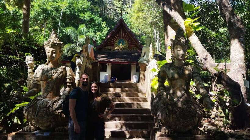 Half Day Morning Wat Pha Lat & Wat Phra That Doi Suthep Tour - Wat Pha Lat, a calm temple beside the water