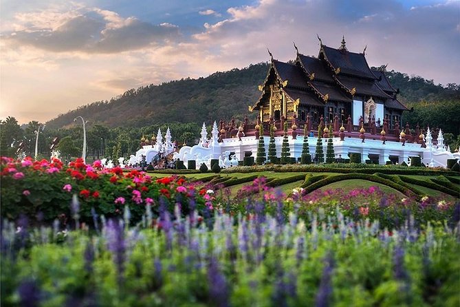 Half Day Phra That Doi Kham Temple and Royal Park Rajapruek (Private Tour) - Morning or afternoon: choosing the better departure