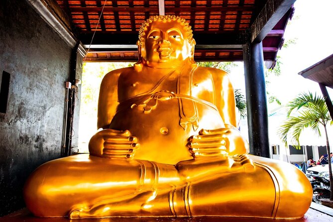 Half-Day Private Night Tour by Tuk Tuk in Chiang Mai City - What the tuk-tuk ride is really like