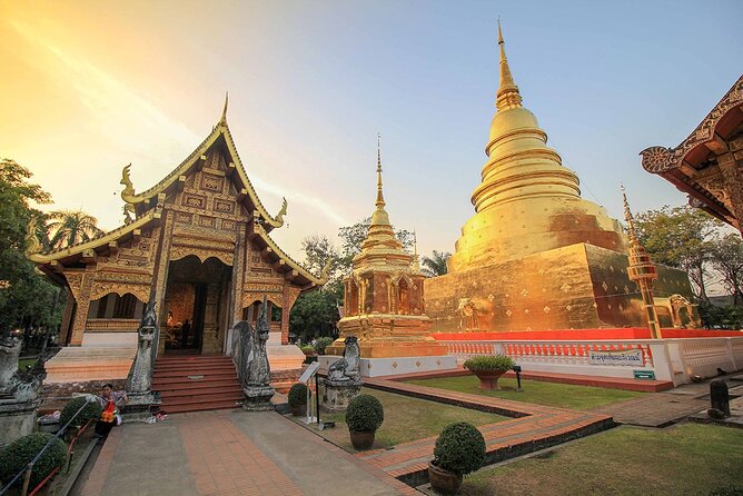 Half-Day Private Night Tour by Tuk Tuk in Chiang Mai City - Who should book this Chiang Mai evening ride?
