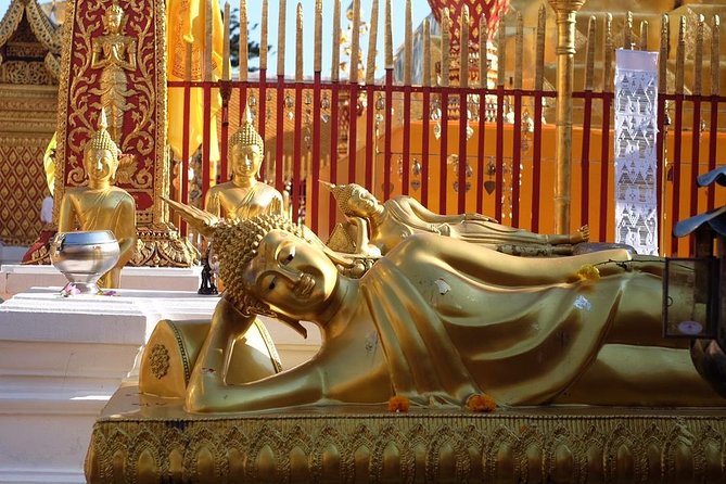 Half Day - Small Group - Doi Suthep Temple and Hmong Village Tour - Riding up to Wat Phra That Doi Suthep