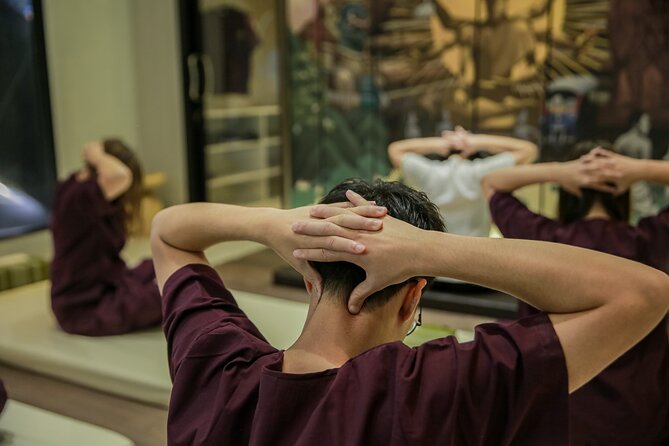 Hands-on Authentic Thai Massage Workshop - Learning the basic ideas behind Thai massage