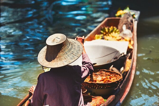 Iconic Markets: Damnoen & Train Market Explore - The canal approach to Damnoen Saduak