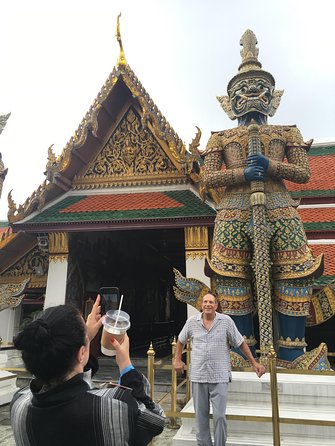 In and around Bangkok Private Tour Guide with Custom Experience - A private Bangkok day built around your interests