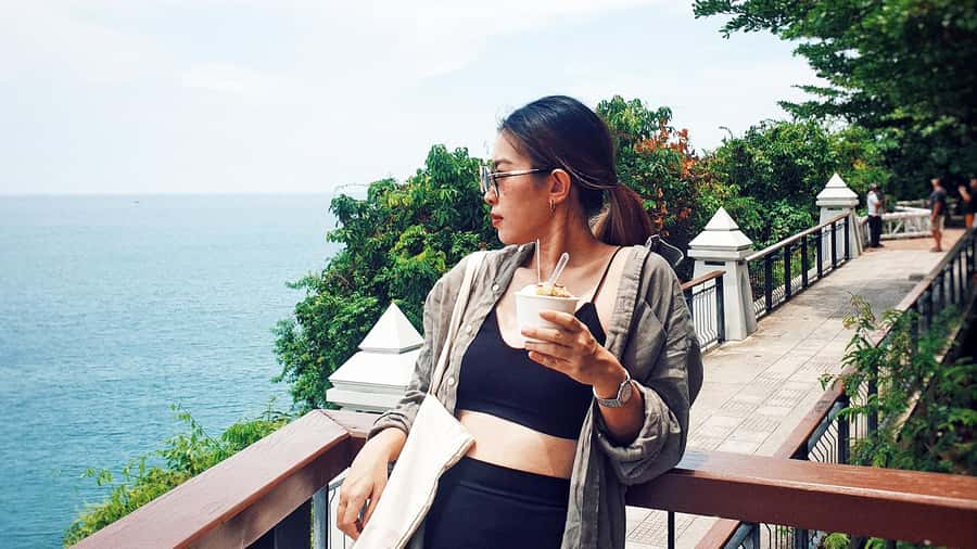 ISLAND TOUR ECO AROUND KOH SAMUI HALF DAY RARE SIGHTSEEING - Na Muang Waterfall: swimming, crowds, and an ethical concern