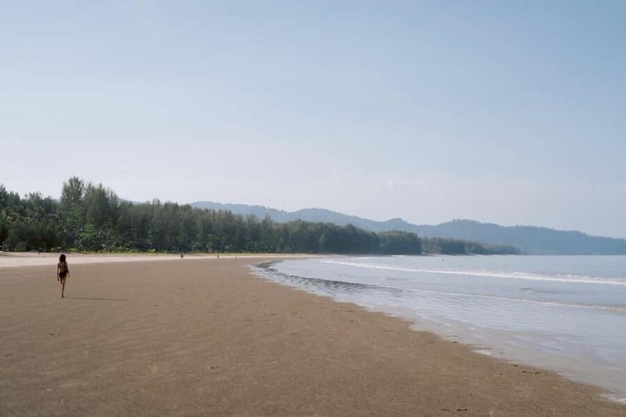Khao Lak: 1.5-Hour Small Group Surfing Experience - The First 30 Minutes: Learning on the Sand