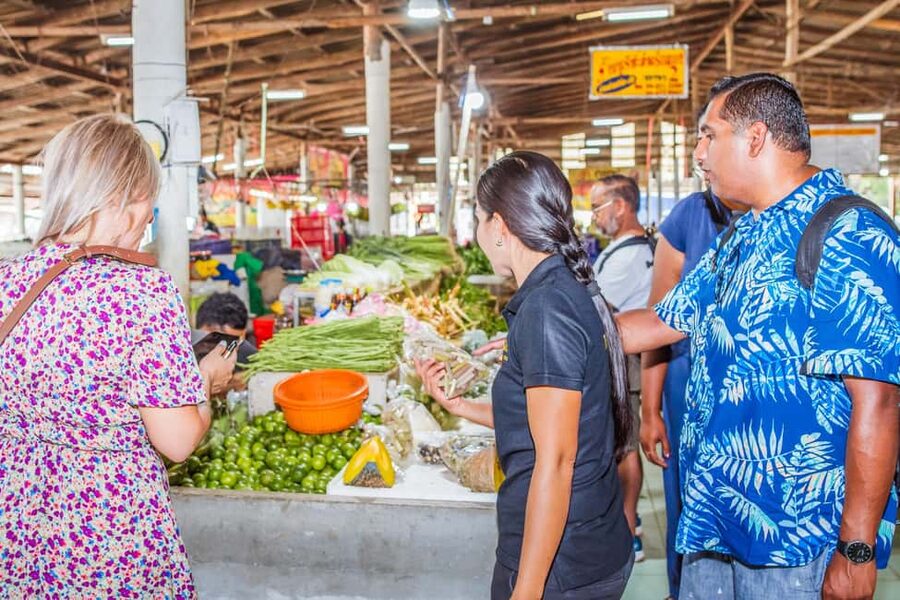 Khao Lak Pui's Authentic Thai Cooking Class - Choosing dishes from more than 40 options