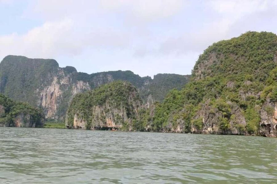 Khaolak Half Day: Phang Nga Bay, Tapu Island & Panyi Village - Why this half-day Phang Nga Bay trip works