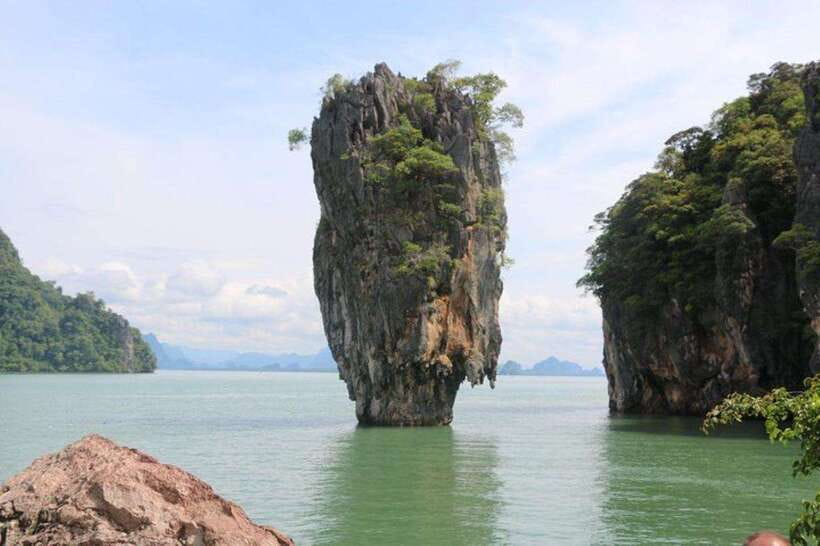 Khaolak: Phang Nga Bay, Tapu Island, and Panyi Village Tour - Panyi Village above the sea
