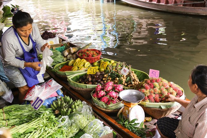 Khlong Lat Mayom & Taling Chan Local Floating Markets Tour (SHA Plus) - Food: come curious, but do not expect a fixed tasting menu