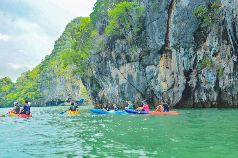 Ko Lanta: Full-Day Mangrove and Sea Cave Kayaking Experience - Koh Talabeng caves, cliffs, and pirate stories