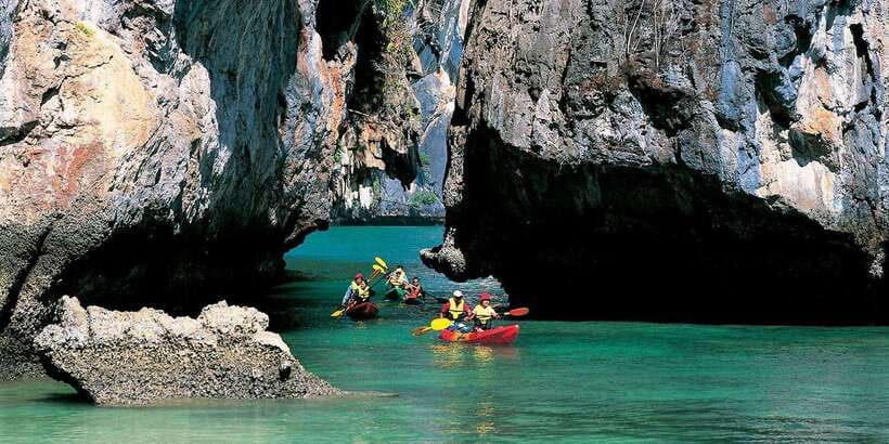 Ko Lanta: Ko Aung, Ko Phee Ghost Cave Island, Talabeng Kayak - Beach time keeps the schedule from feeling rushed