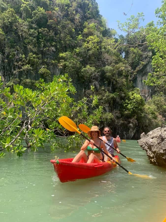 Ko Lanta: Sea Cave Kayaking Adventure Mangrove with Lunch - Who will enjoy this most?