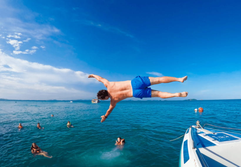 Ko Samet: 5 or 6 Islands Snorkeling Tour with Lunch Option - The sea split at Koh Khame and Koh Krawai