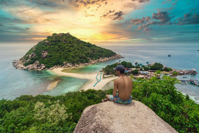 Ko Tao: Late Riser Snorkeling Tour with Lunch and Photos - Shark Bay is the big wildlife finish
