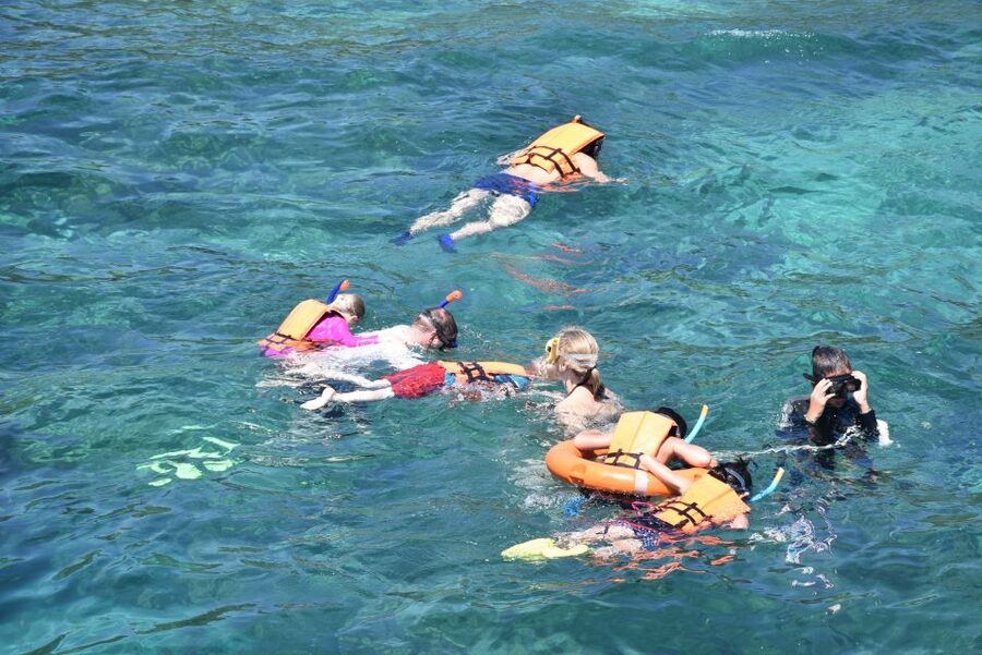 Koh Lanta: 4-Island Adventure Tour to Emerald Cave - Koh Chuak offers a second snorkeling setting
