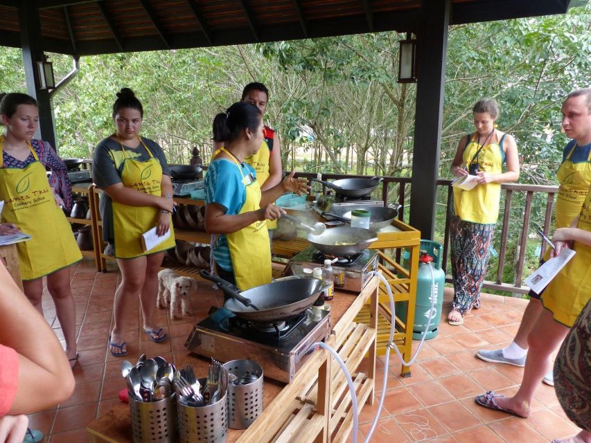 Koh Lanta: Evening Course at Lanta Thai Cookery School - What the $64 price includes