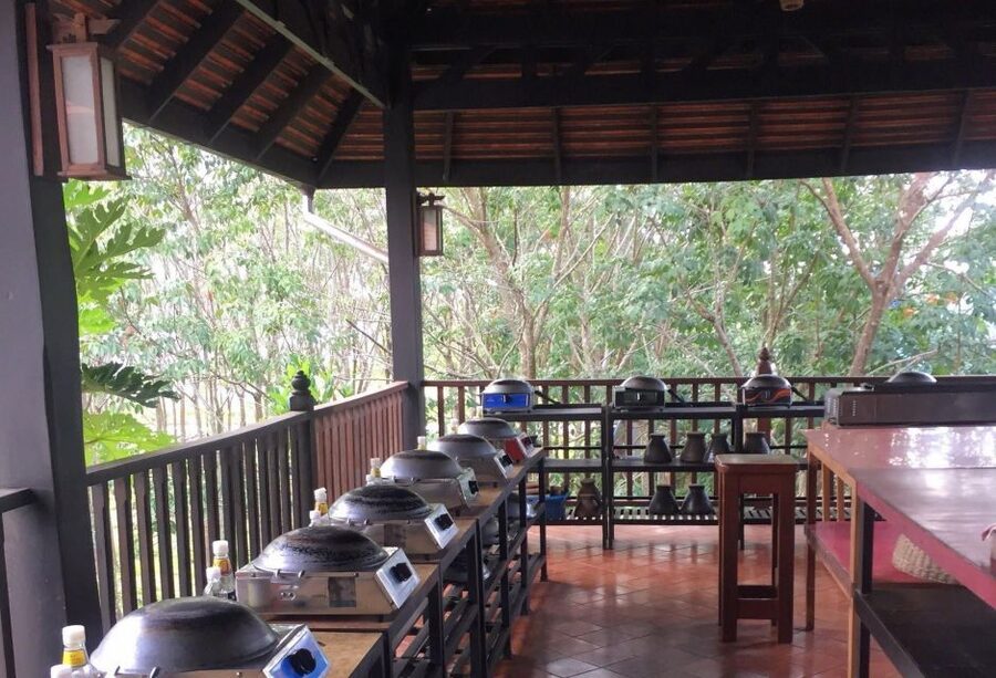 Koh Lanta: Lunch Course at Lanta Thai Cookery School - The garden gives the cooking a sense of place