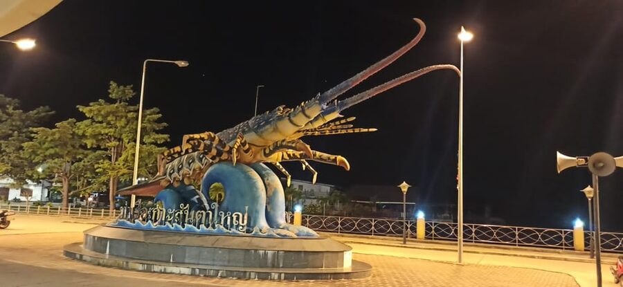 koh lanta:National Park and Old Town Easy Half Day Tour - Mu Ko Lanta National Park: beaches, forest, and the lighthouse