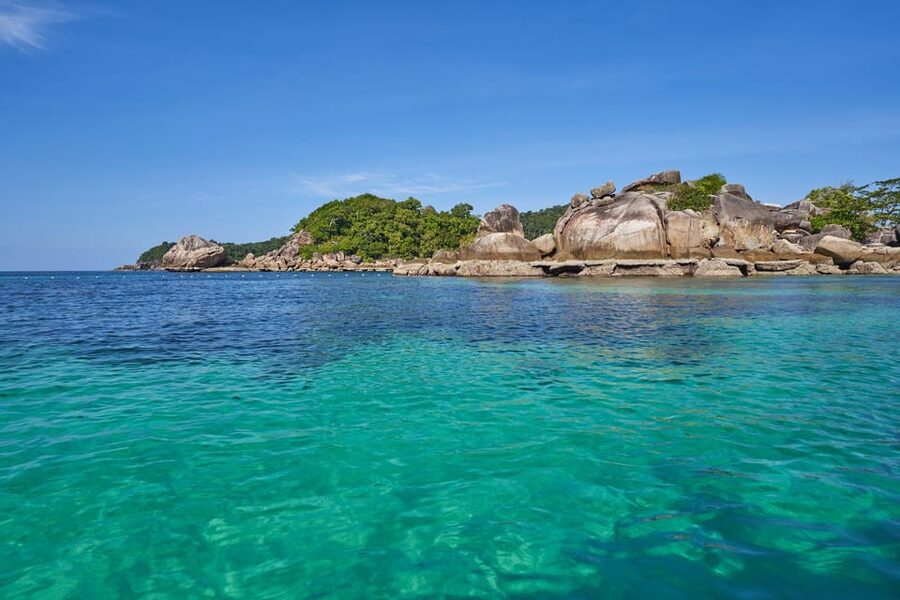 Koh Lipe: 7 Island Snorkeling Trip by Longtail Boat w/ Lunch - Meeting the boat near Pattaya Beach