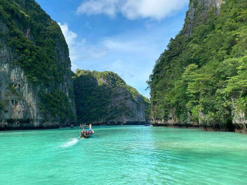 Koh Phi Phi: Maya Bay Private Longtail Boat Tour - Snorkeling among fish and coral