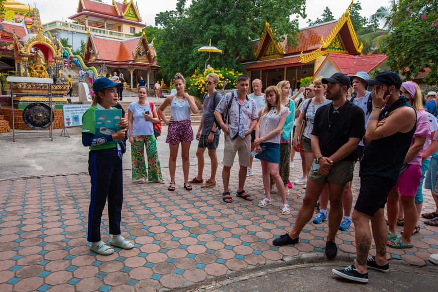 Koh Samui Adventure: Hidden Gems & 4x4 Safari Tour /w Lunch - Rubber tapping and coconut plantations add local context
