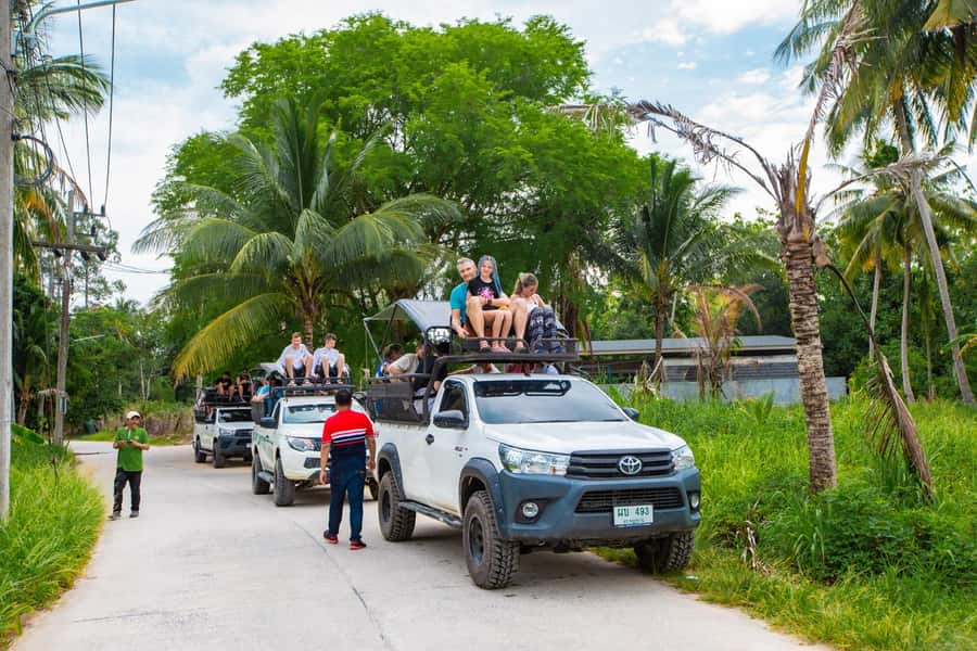 Koh Samui Adventure: Hidden Gems & 4x4 Safari Tour /w Lunch - Big Buddha and Wat Plai Laem start the cultural tour