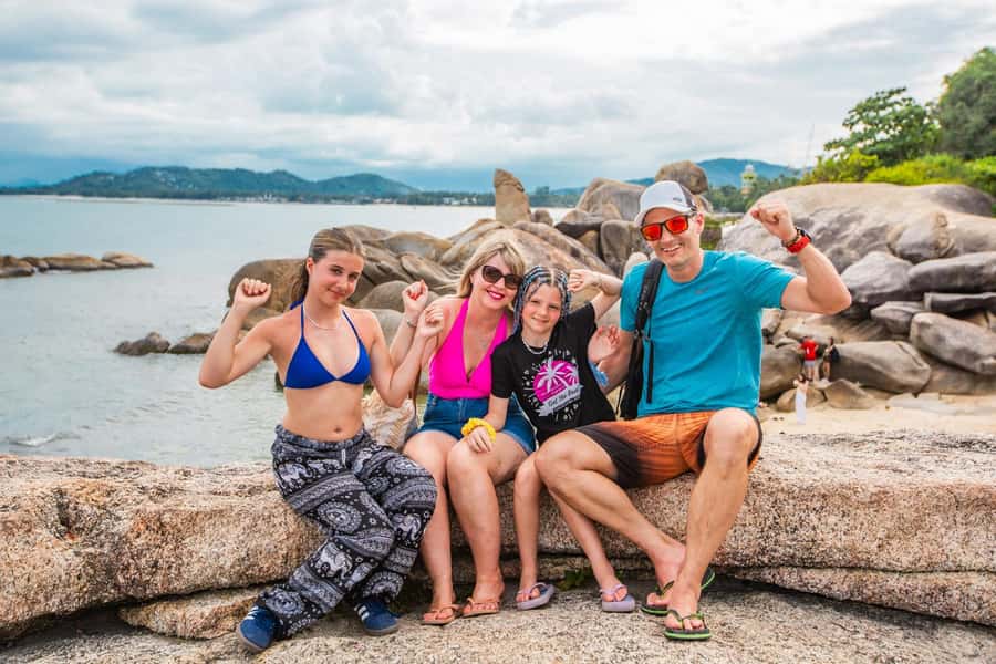 Koh Samui City Tour with Cultural and Scenic Highlights - Taking in Chaweng from Lad Koh Viewpoint