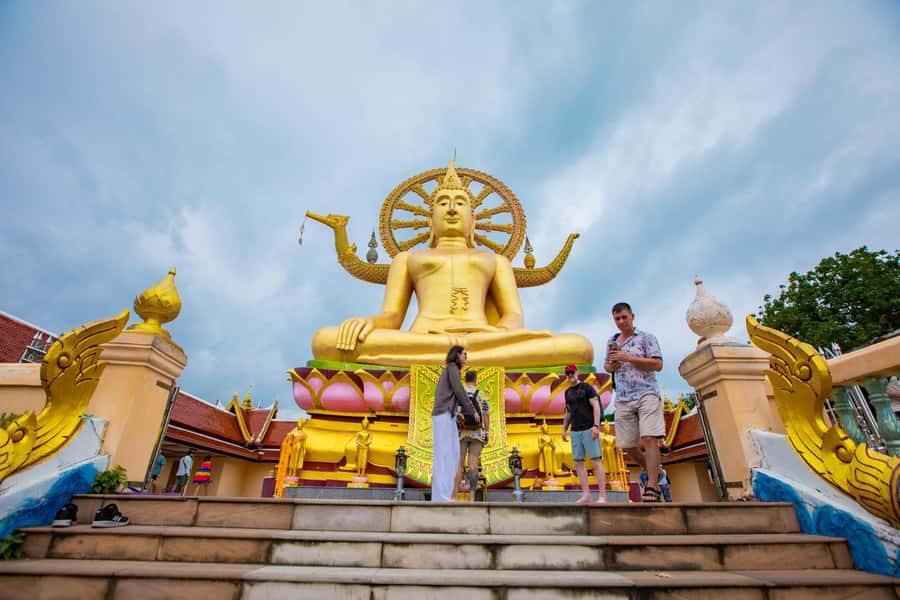 Koh Samui City Tour with Cultural and Scenic Highlights - The small-group promise and guide service