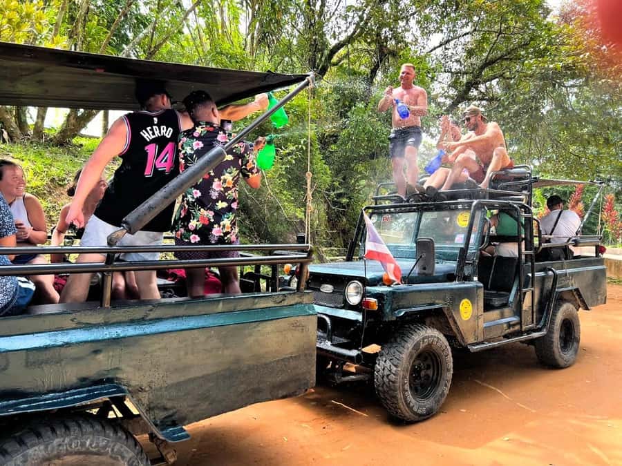 Koh Samui: Mr.Ung's 4WD Wild Jungle Safari Tour with Lunch - The mountain climb is where the 4WD earns its keep
