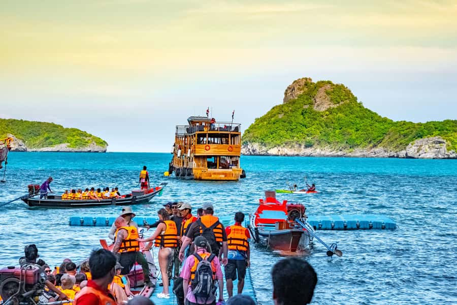 Koh Samui: Mu Ko Ang Thong Park Cruise with Kayaking Option - What the day feels like in practice
