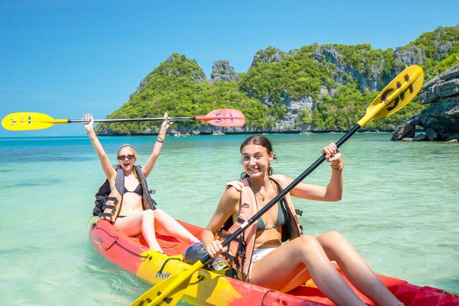 Koh Samui: Mu Ko Ang Thong Park Cruise with Kayaking Option - Who should book this Ang Thong cruise