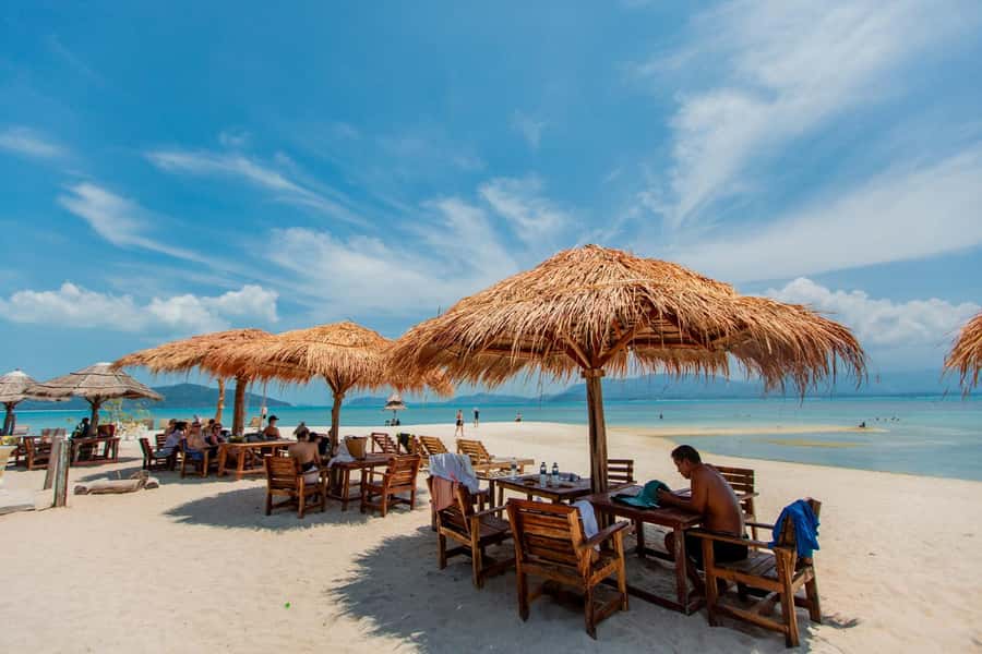 Koh Samui: Pig Island & Koh Tan Speedboat Tour with Lunch - The return ride and included Thai meal