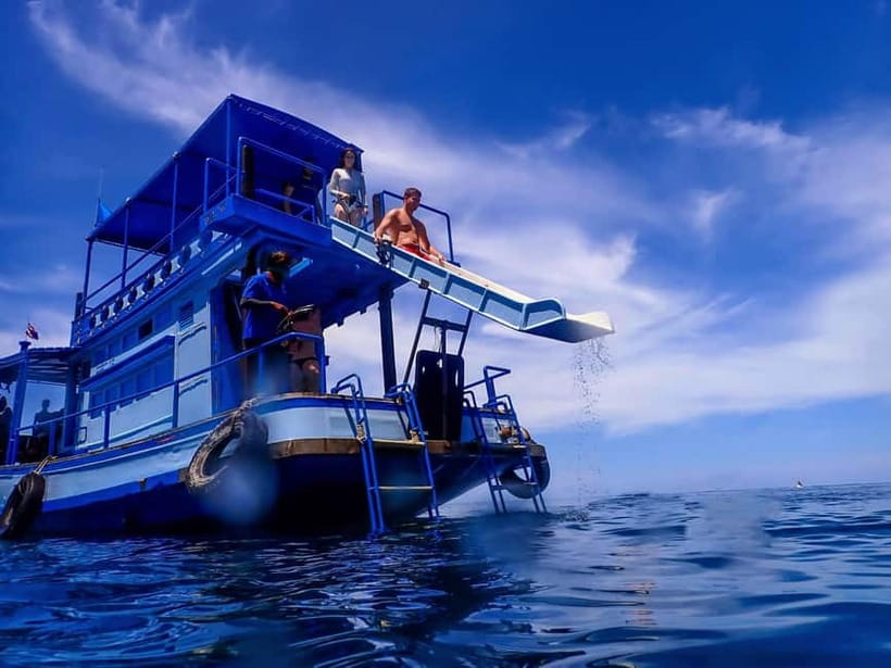 Koh Tao: Golden Hour Getaway – Your Late Start to Paradise - Hin Wong Bay and its underwater rocks
