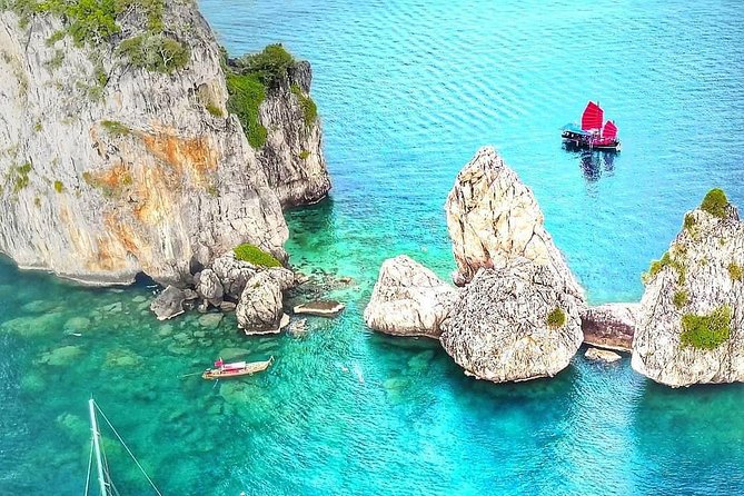 Krabi 4 Island Sunset Snorkeling Cruise + Bioluminescent Swim - Sunset sailing toward Railay