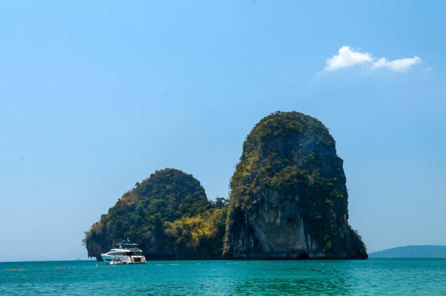 Krabi: 4 Islands Day Tour by Speedboat or Longtail Boat - Five island highlights in one Krabi morning