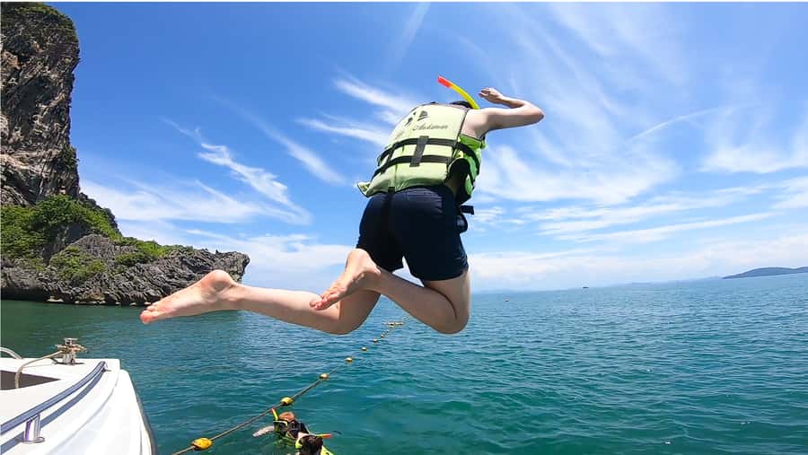 Krabi: 4 Islands Day Tour by Speedboat or Longtail Boat - How the organization affects the day