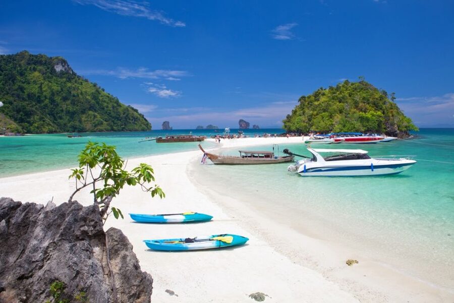 Krabi: 4 Islands Day Trip by Speedboat Including Lunch Box - Chicken Island snorkeling and the famous rock