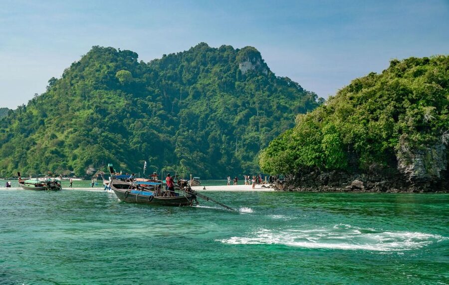 Krabi: 4 Islands & Krabi's Separated Sea Longtail Boat Tour - Should you book the four-island tour?