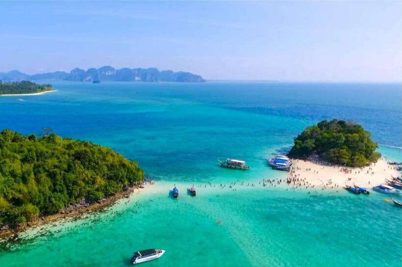 Krabi: 4 Islands Longtail Boat Tour with Lunch - Koh Poda: white sand and limestone views