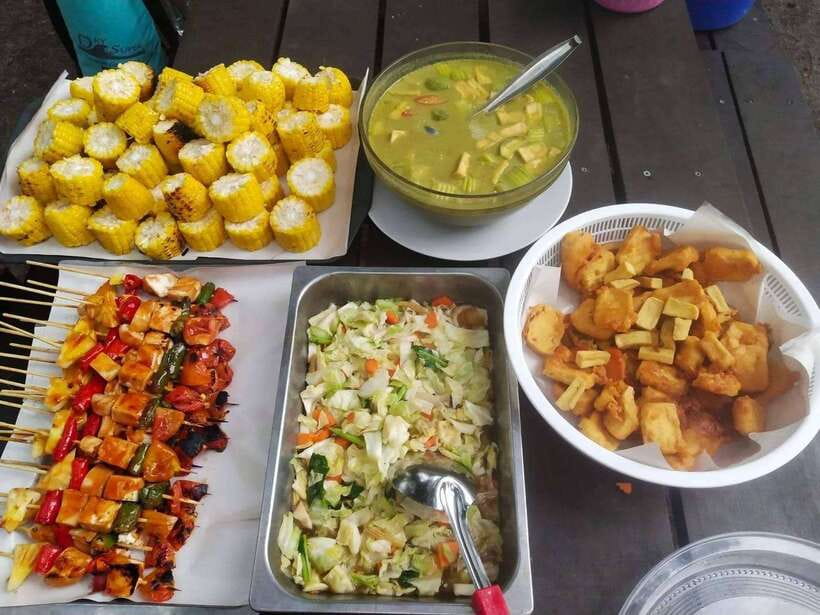 Krabi: 7 Islands Sunset Tour & BBQ & Bioluminescent Plankton - Ao Pu Ya and the first beach pause