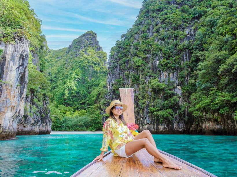 Krabi: 7 Islands Sunset Tour with Plankton Swim and BBQ - Chicken Island and Koh Tan Ming for snorkeling