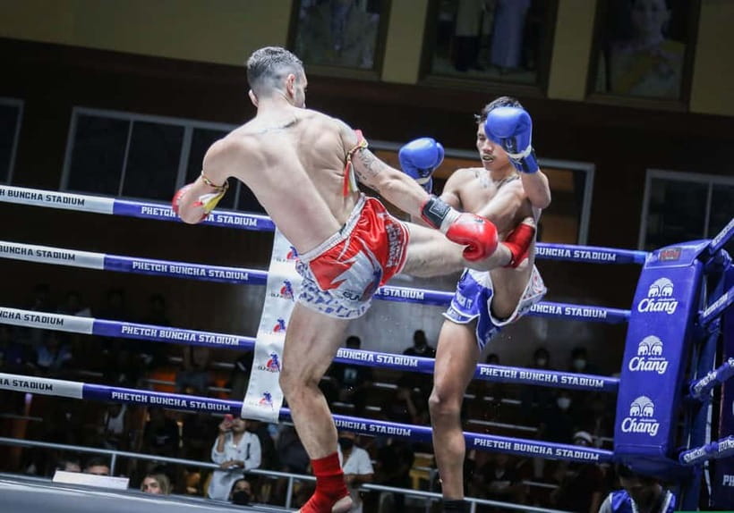 Krabi: Ao Nang Landmark Stadium Muay Thai - The Wai Khru Ram Muay sets the tone