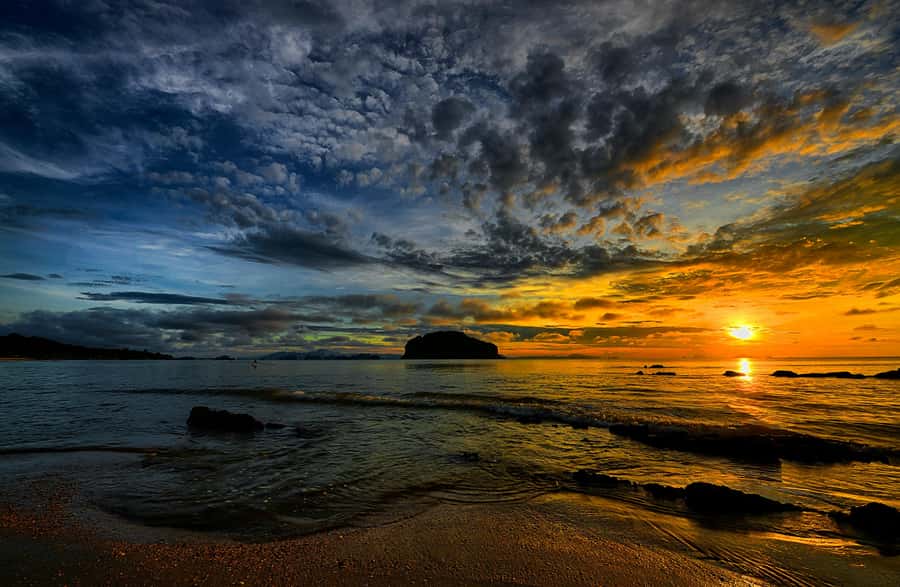 Krabi: Bioluminescent Plankton, Snorkeling & Sunset Tour - Key points to know before booking