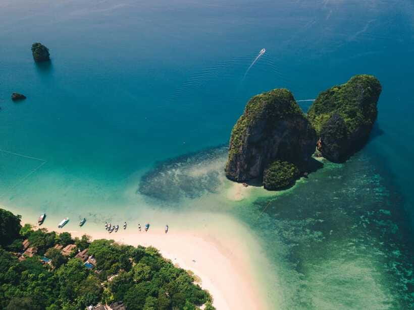 Krabi: Emerald Pool, Hot Waterfall, & Tiger Cave Temple Tour - Tiger Cave Temple and the 1,260-step test