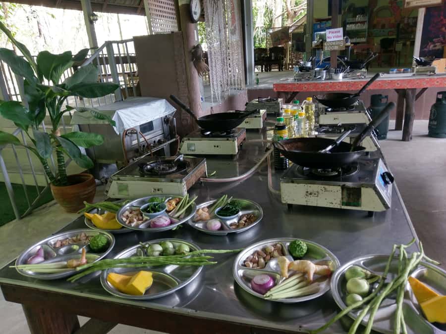 Krabi: Evening Thai Cooking Class at Ya's Cookery - Pickup from Ao Nang and nearby areas