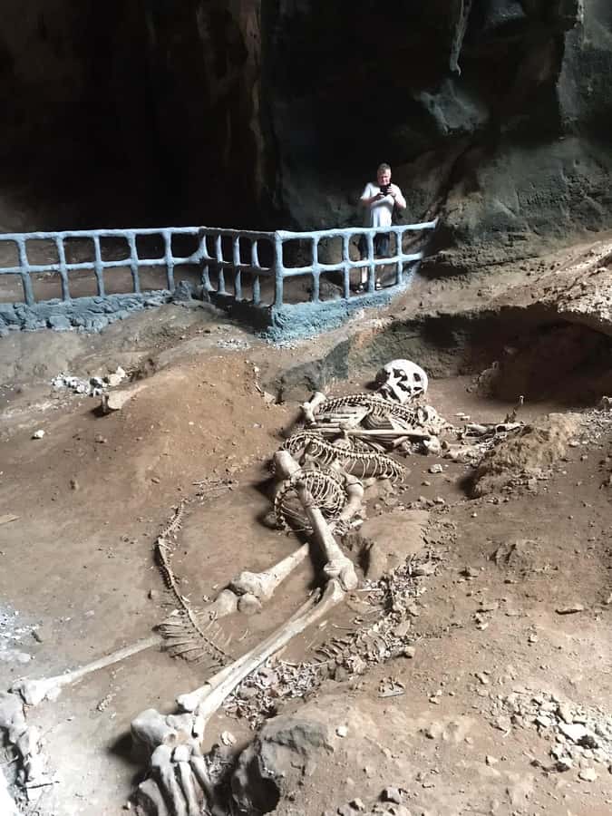 Krabi: Half-Day Mangrove Boat Trip And Khao Khanap Nam Cave - Entering Khao Khanap Nam Cave